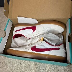 Nike SB Heritage Vulc White and Red